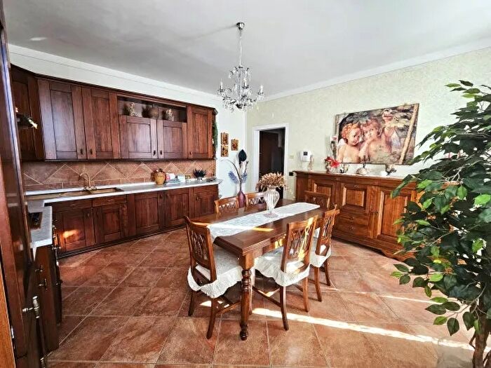 Appartamento trilocale in vendita in Via Luigi Gonzaga a, Guastalla