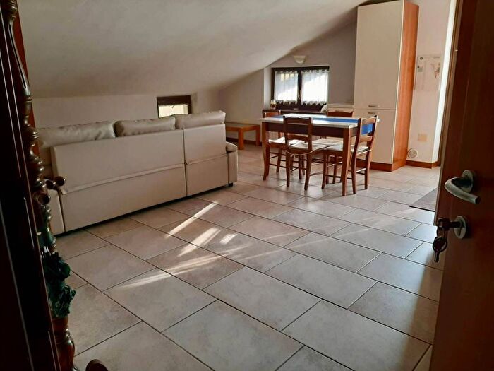Appartamento bilocale in affitto in Via Dino Giacosa, Centro, Borgo San Dalmazzo