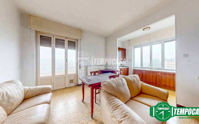 Appartamento quadrilocale in vendita in Corso Saracco, Ovada