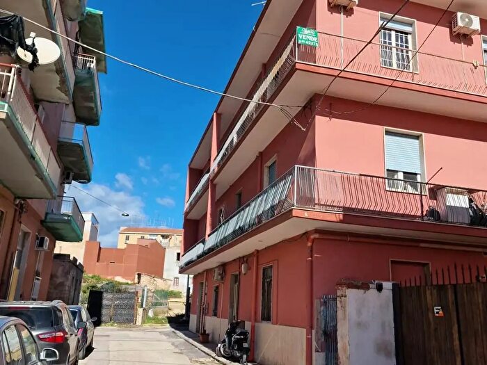Appartamento trilocale in vendita in Via Venezia, Siracusa