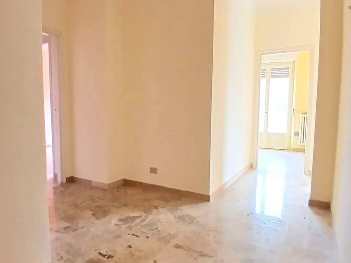 Appartamento con 5 locali in vendita in Via Lega Lombarda, Valenza