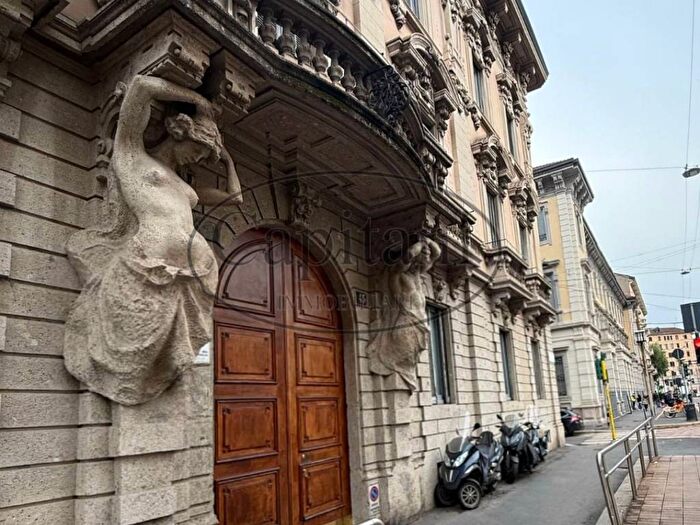 Appartamento bilocale in affitto in Corso Italia, Quadronno Crocetta, Milano