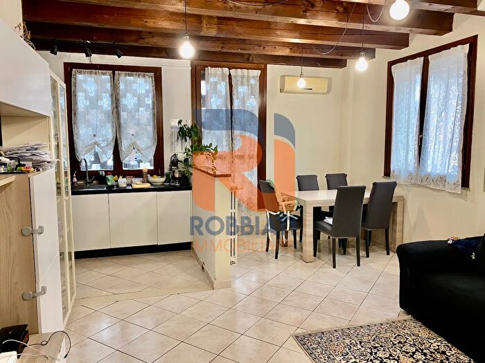 Casa quadrilocale in vendita in Via Marx, Cava Manara