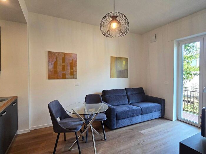 Appartamento monolocale in affitto in Via Martinella, Torre Boldone