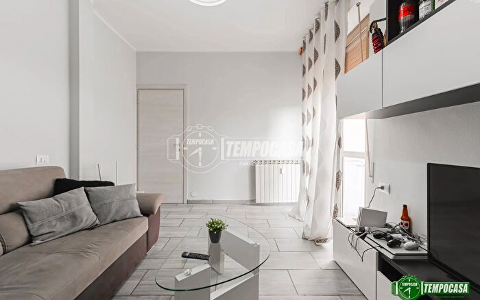 Appartamento trilocale in vendita in Via Vittorio Alfieri, Nova Milanese