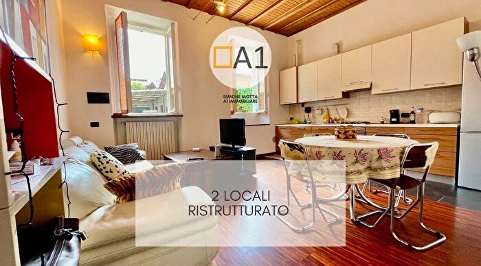 Appartamento bilocale in vendita in Barlassina, Barlassina