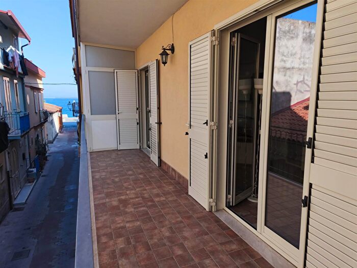 Appartamento monolocale in vendita in Via Cavour, Nizza Di Sicilia