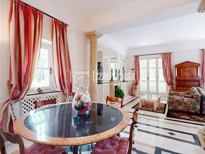 Appartamento con 5 locali in vendita in Santa Margherita Ligure