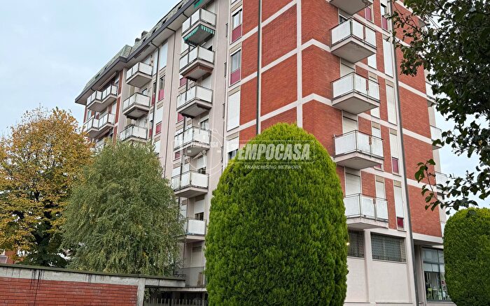 Case in Vendita e in Affitto - 3