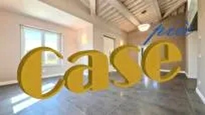 Casa con 13 locali in vendita in Pietrasanta