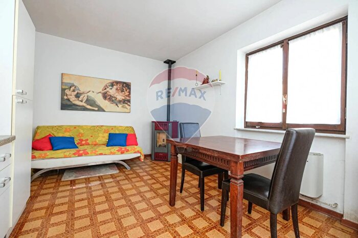 Appartamento trilocale in vendita in Viale alle Fonti, SantOmobono Terme