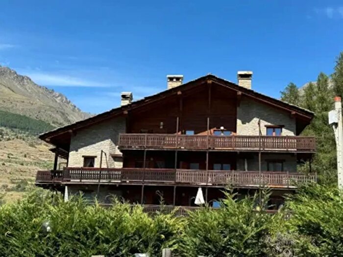 Appartamento trilocale in vendita in Rue Laydetré, Cogne