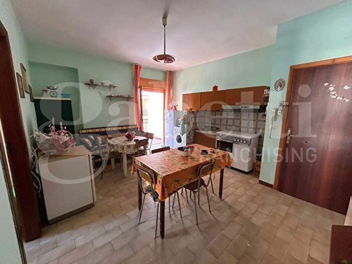 Appartamento bilocale in vendita in Via Ordine, Scalea