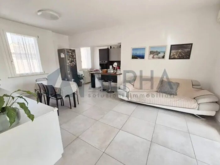 Appartamento trilocale in vendita in Via Enrico Pazzi, Ravenna