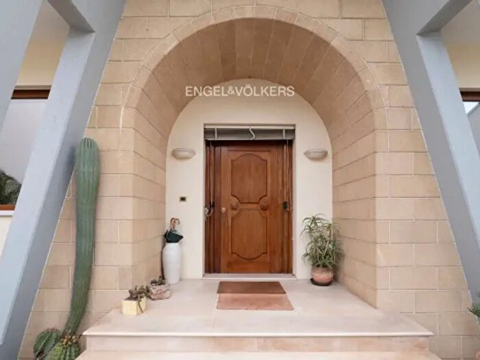 Casa in vendita in Via Matteo Renato Imbriani, Nardo