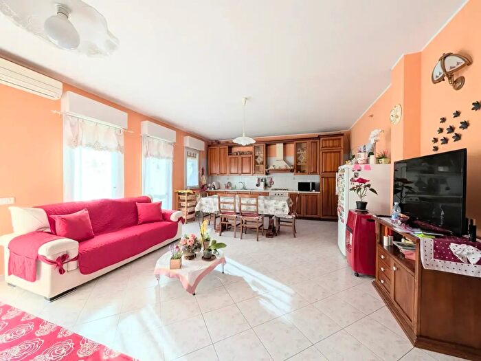 Appartamento trilocale in vendita in Via Montesanto, Sestu