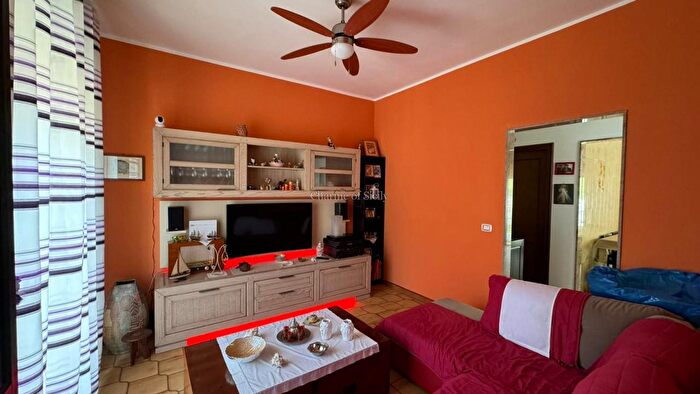 Appartamento con 5 locali in vendita in Via Magnaghi, Modica