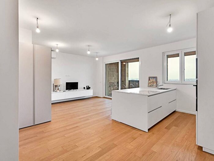 Appartamento quadrilocale in affitto in Via San Rocco, Segrate Centro, Segrate