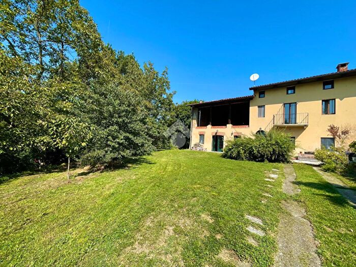 Casa quadrilocale in vendita in Via Chieri, Baldissero Torinese