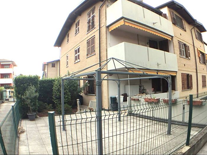 Appartamento bilocale in affitto in Via Monte Grappa, Rovellasca