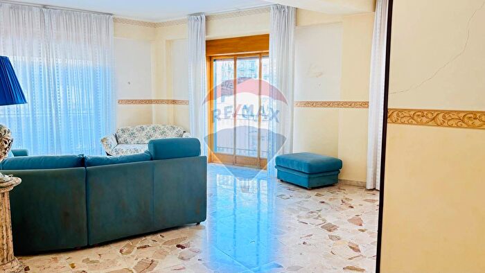 Appartamento quadrilocale in vendita in Viale Principe Umberto Bis, Messina