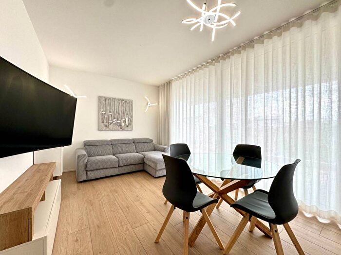 Appartamento trilocale in affitto in Via Cordevole, Lido Centro Ovest, Jesolo