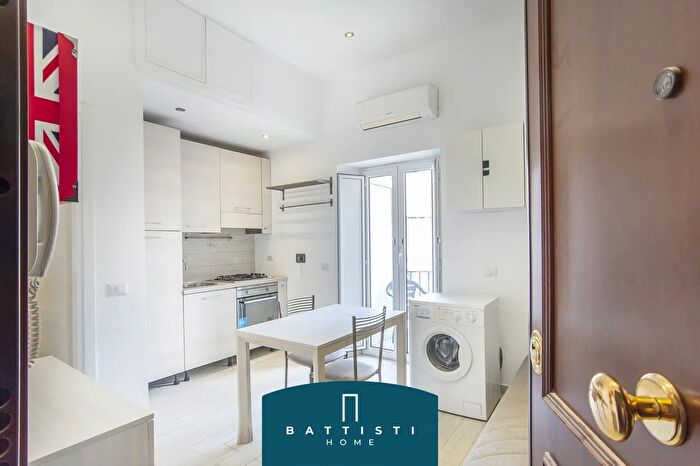 Appartamento monolocale in vendita in Via Machiavelli, Roma