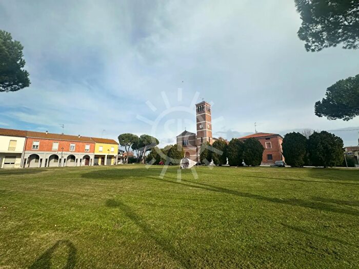 Appartamento trilocale in vendita in Lugo