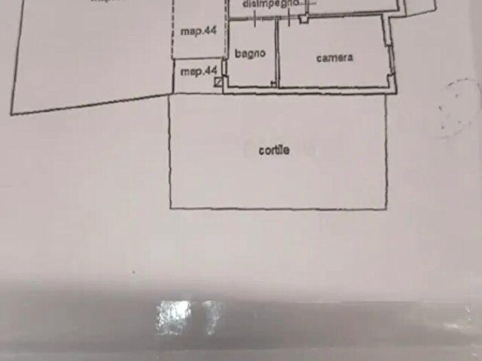 Appartamento trilocale in vendita in Via Giardini, Borno