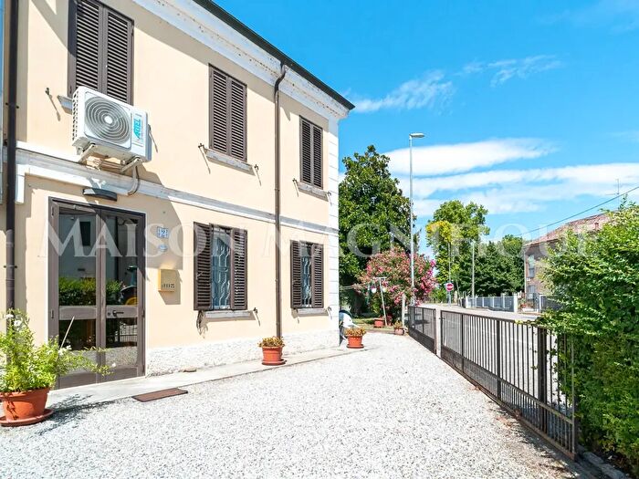 Casa con 5 locali in vendita in Via Canalazzi, Ferrara