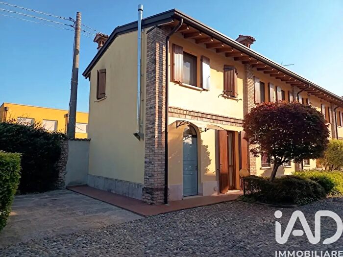 Appartamento trilocale in vendita in Vicolo Mulino, Medole
