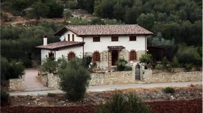 Casa con 8 locali in vendita in San Raffaele Fondi San Raffaele, Fondi