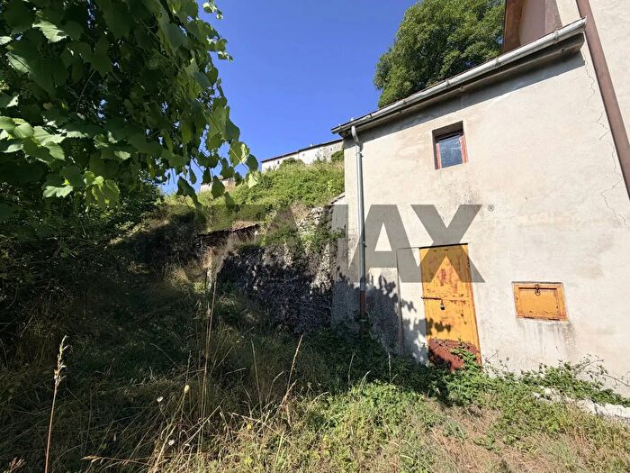 Casa trilocale in vendita in Via degli Spineti Snc, Opi