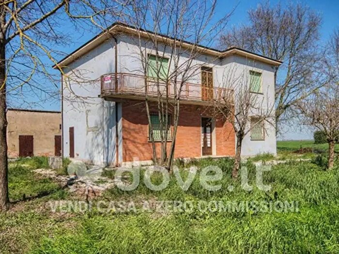 Casa con 6 locali in vendita in Via dei Prati, Ferrara