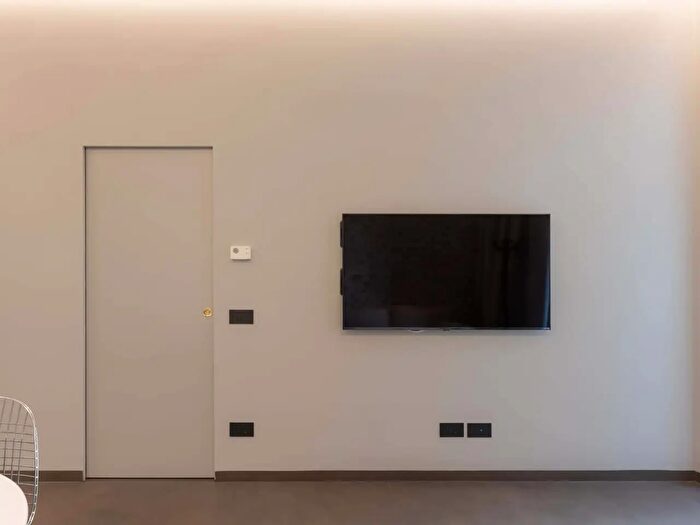 Appartamento monolocale in affitto in Via Guido dArezzo, Milano