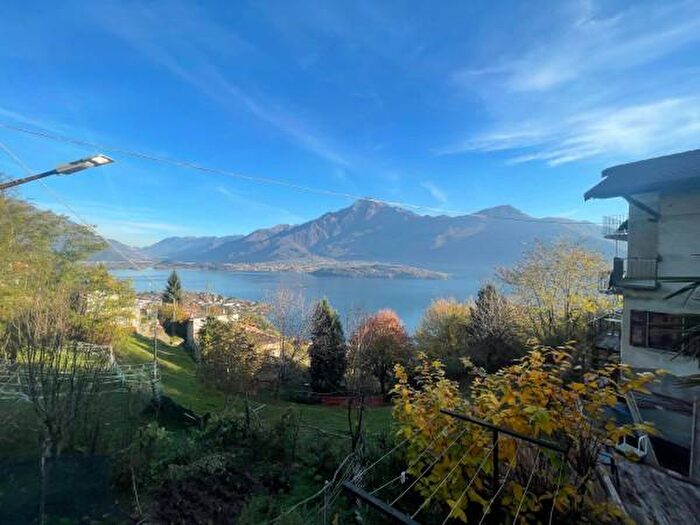 Casa quadrilocale in vendita in Località Segna, Gravedona ed Uniti