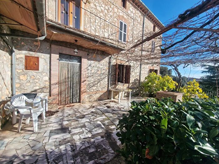 Casa quadrilocale in vendita in Via Carlo Alberto, Amelia