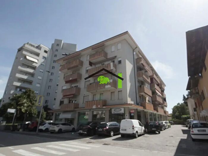 Appartamento con 7 locali in vendita in Via Umberto I, Spilimbergo
