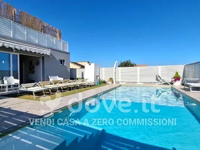 Casa con 6 locali in vendita in Via Litoranea, Mondolfo