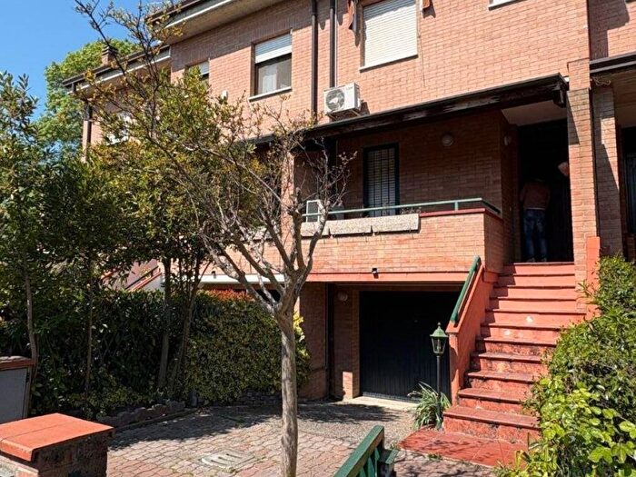 Casa con 5 locali in affitto in Via Mafalda Favero, Via Pomposa, Ferrara