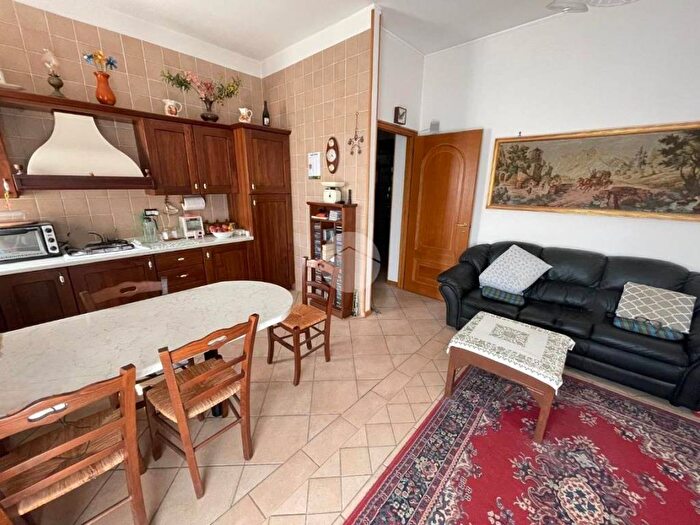 Appartamento trilocale in vendita in Via XII Settembre, Centro, Valenza