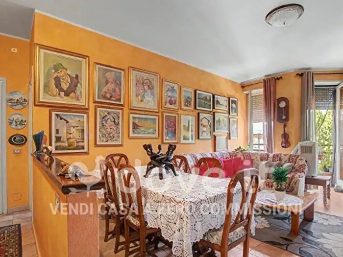 Appartamento quadrilocale in vendita in Via Ceretti, Laveno Mombello