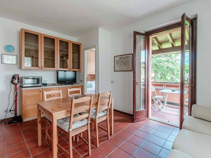 Appartamento bilocale in affitto in Via per la Grona, Centro, Menaggio