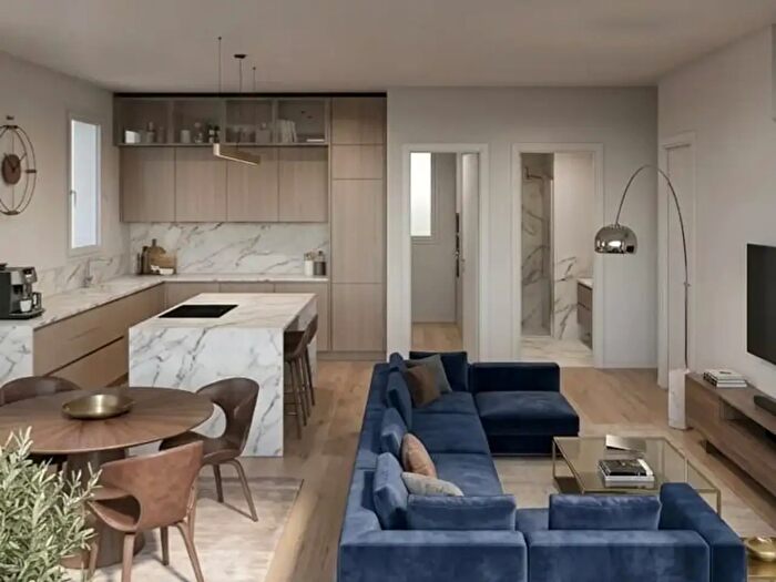 Appartamento trilocale in vendita in Via Achille Maiocchi, Milano