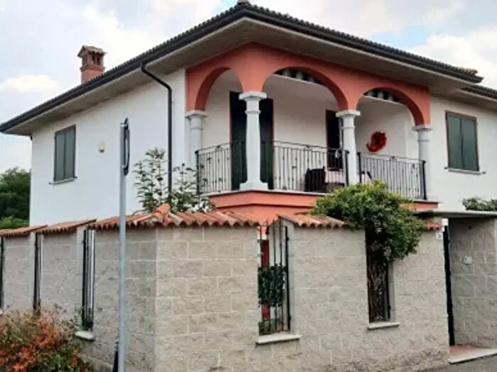 Casa quadrilocale in vendita in Via Ada Negri, Garlasco