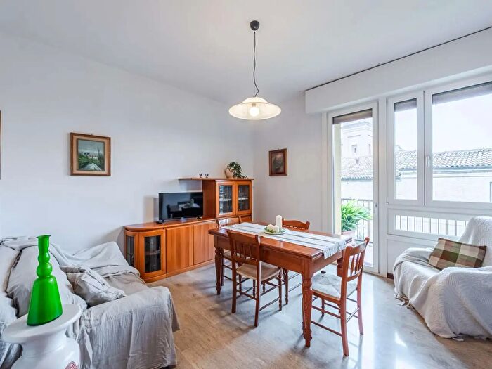 Appartamento trilocale in vendita in Via Cento, San Giovanni In Persiceto