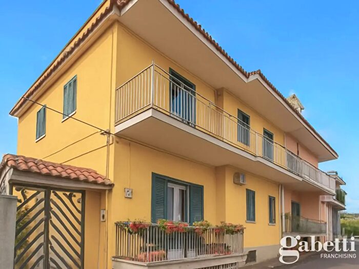 Appartamento trilocale in vendita in Via Bolzano, Pomigliano DArco