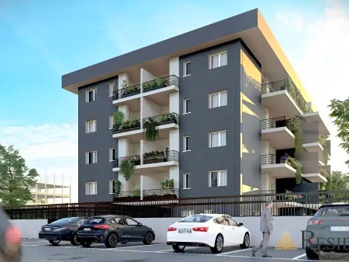 Appartamento trilocale in vendita in Via di Tor Pagnotta, Roma