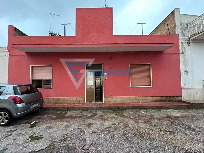 Appartamento trilocale in vendita in Siracusa