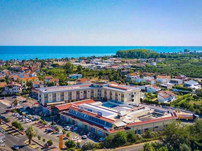 Appartamento bilocale in affitto in Viale SantAngelo, CoriglianoRossano